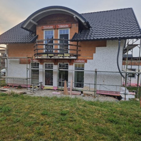 FarbFlair GmbH - Ihr Partner für Malerarbeiten und Renovationen in Niederlenz